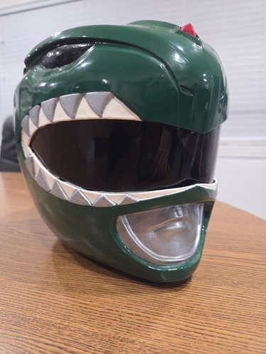 Green power ranger helmet - power,