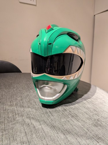 Bandai legacy green ranger - bandai,